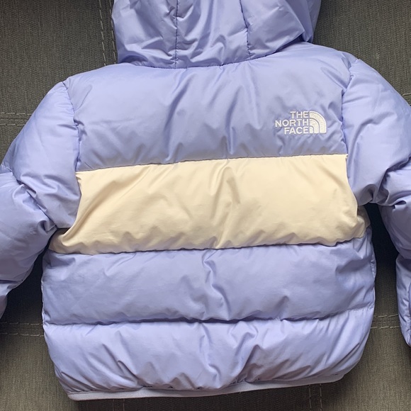 The North Face Baby Girls Winter Coat 12 months - Picture 4 of 7